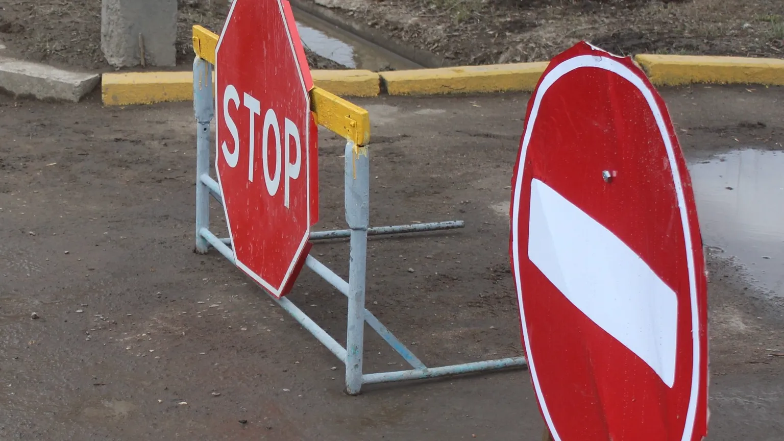 В центре Бишкека закрыли на ремонт участок улицы Фрунзе