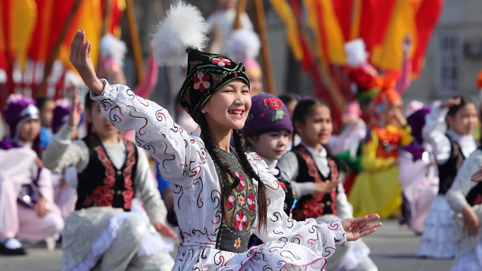 Как отдыхаем на Орозо айт и Нооруз: календарь выходных дней в Кыргызстане