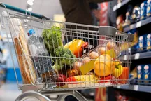 Почти половина семейного бюджета уходит на еду: сколько тратят кыргызстанцы на продукты