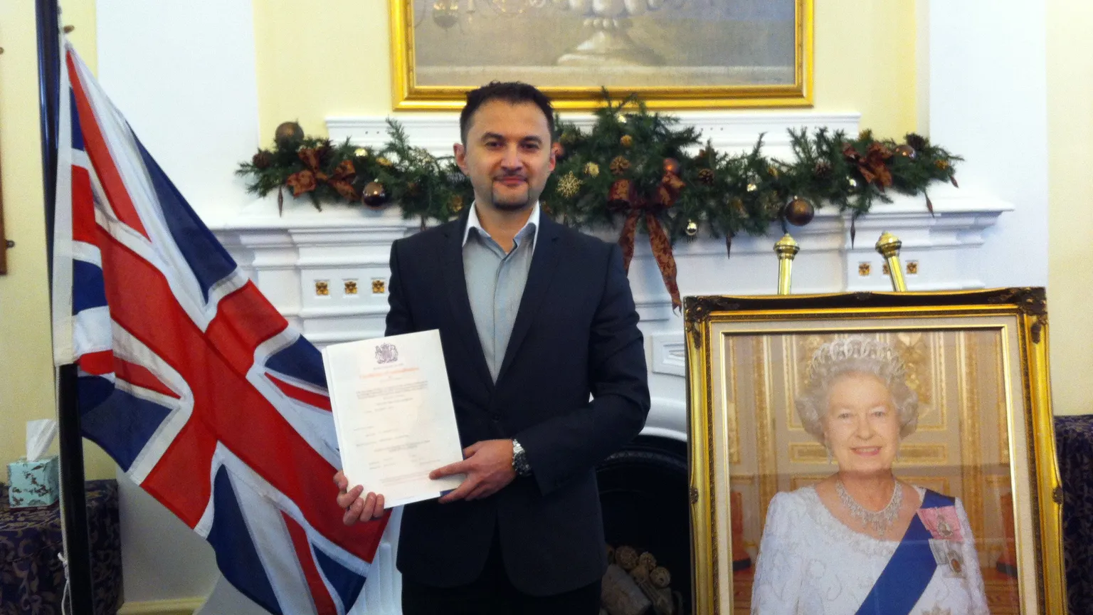 Стартап парня с Иссык-Куля получил признание Королевы Англии: история Эдиля Ажибаева