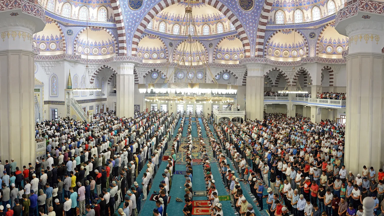 Орозо айт 2026 в Кыргызстане: точное время и программа Айт намаза