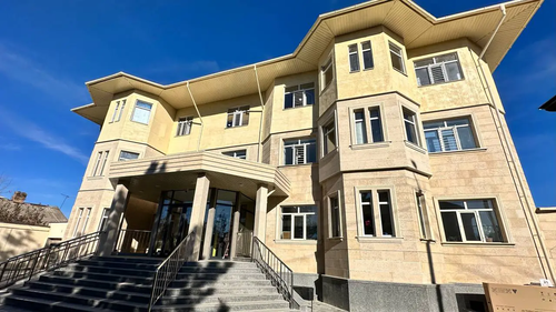 photo_5384496097386419382_y (1)