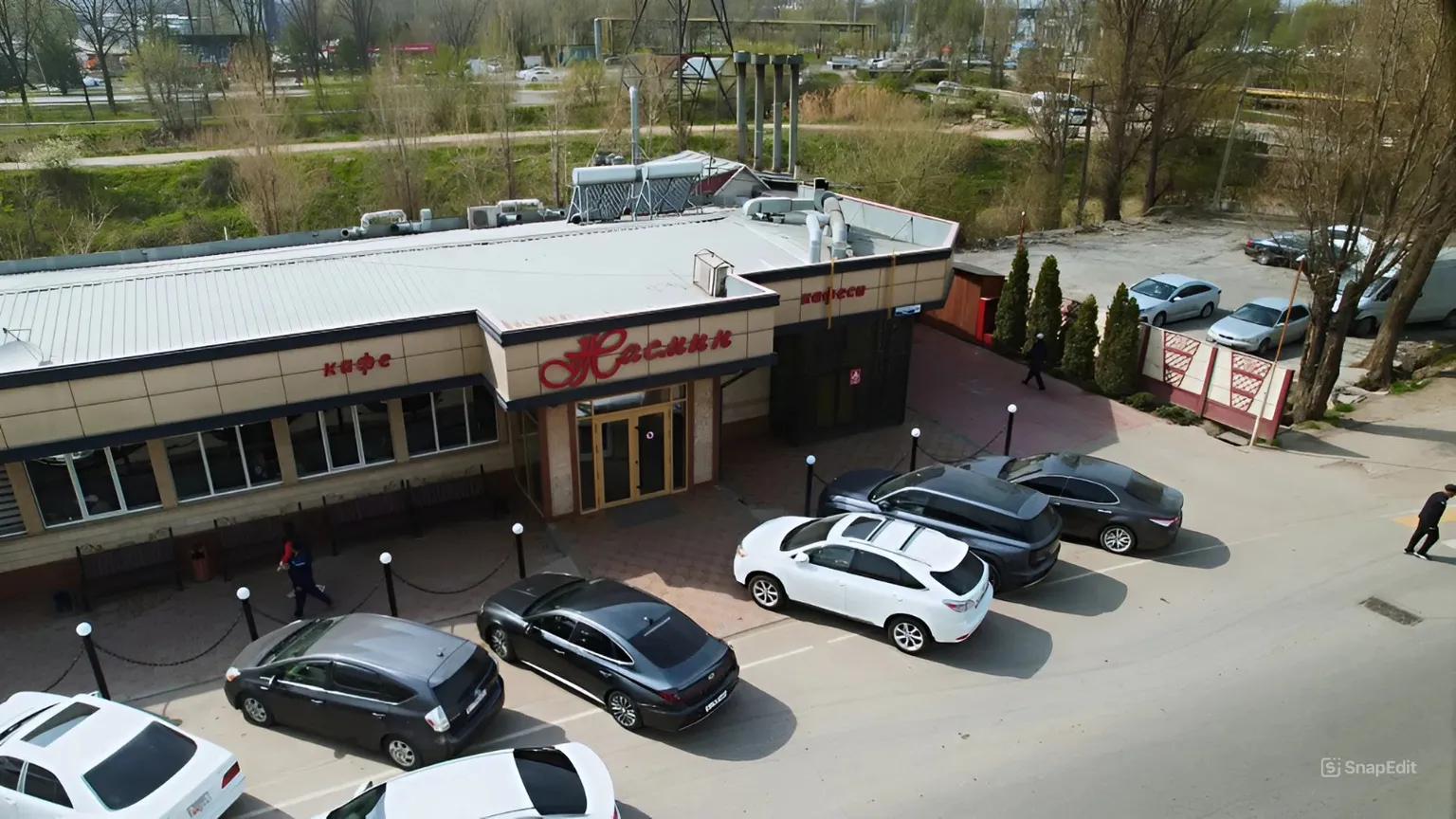 Закон один для всех: мэр Бишкека объяснил снос кафе «Жасмин»